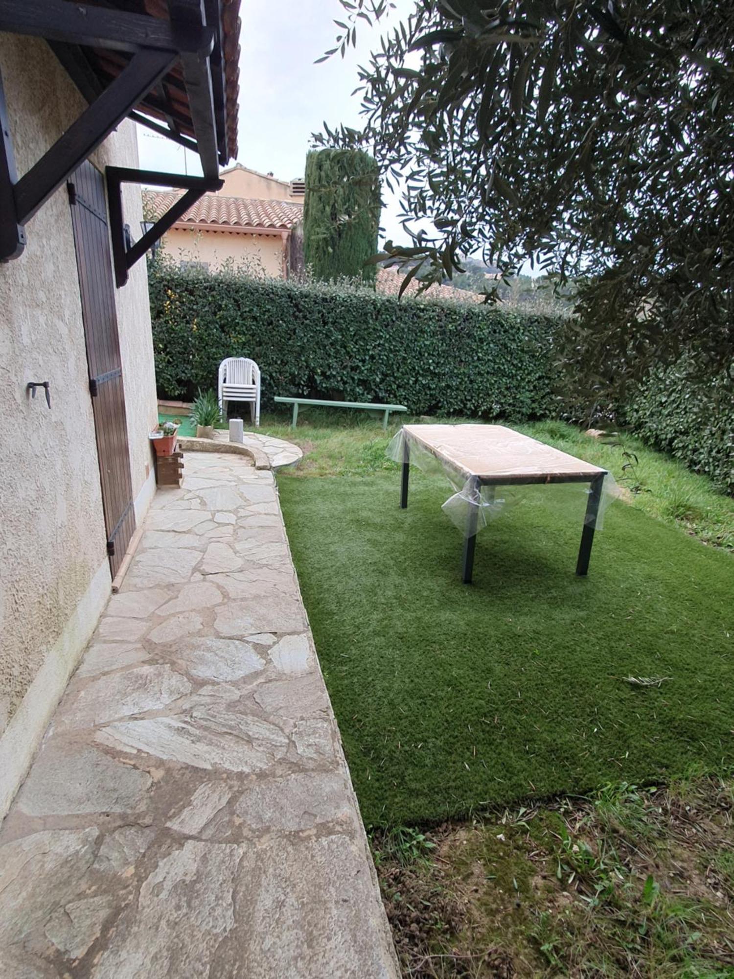 Appartement T2 Bas De Villa Avec Jardinet Au Calme Proche Mer La Seyne-sur-Mer Exterior photo